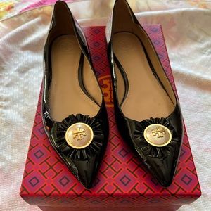Tory Burch Pearl Emblem Flats